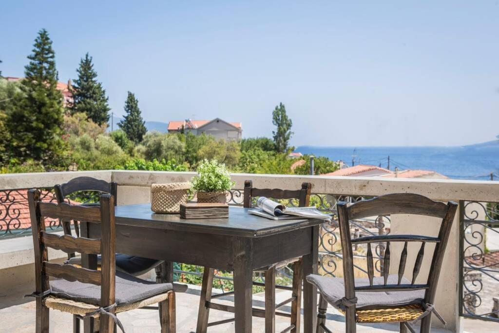 La Casa Di Zia Anna Agia Efimia Village Buitenkant foto